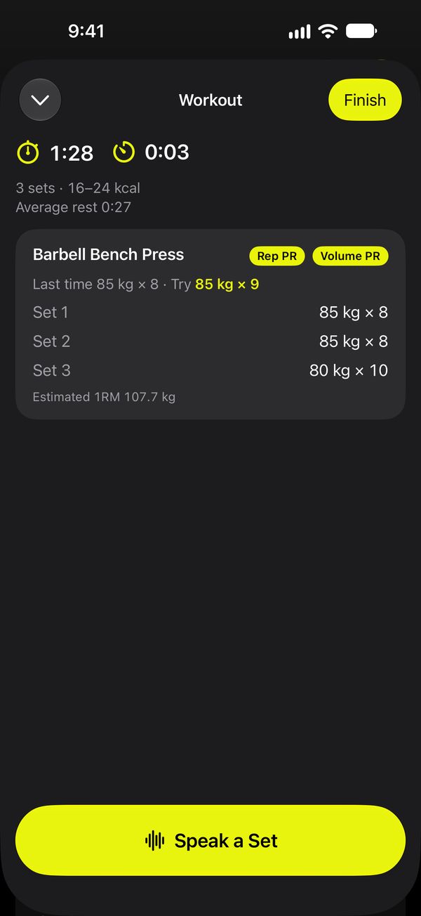 Musclebot workout screen logging three sets of barbell bench press with rep and volume PR badges